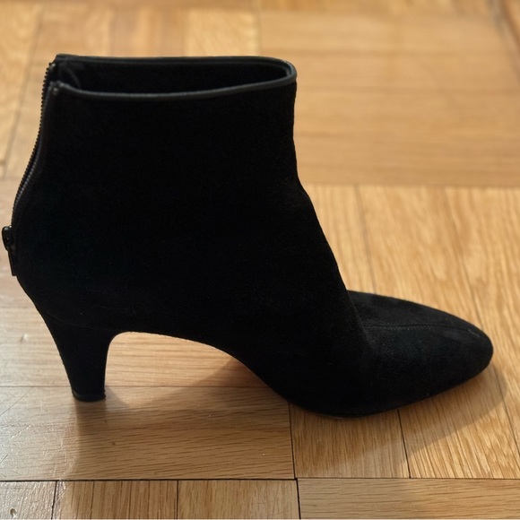 Amazing condition black suede ankle boots - Brian Atwood size 8 - Picture 5 of 5